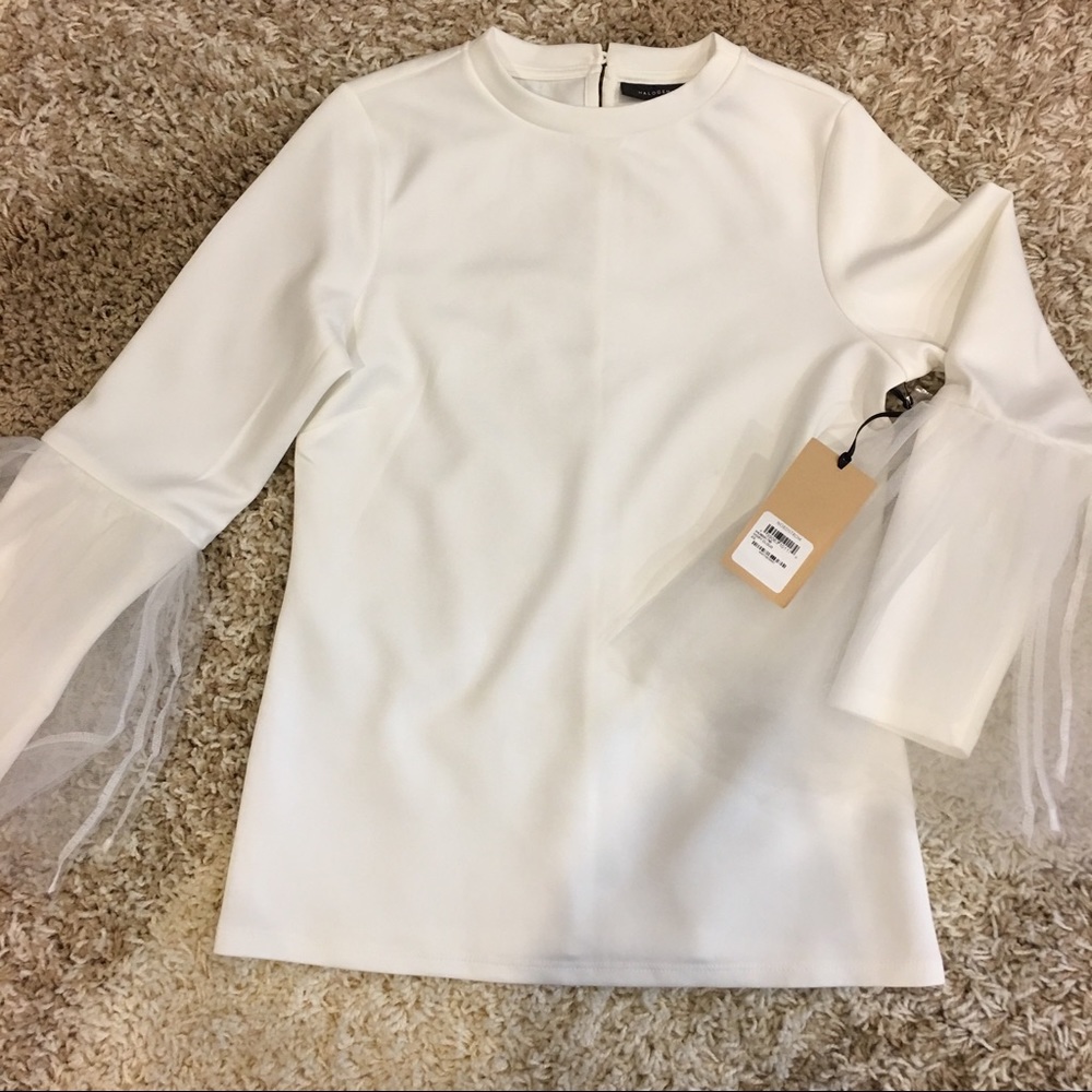 NWT Halogen tulle trim belle sleeve white top.